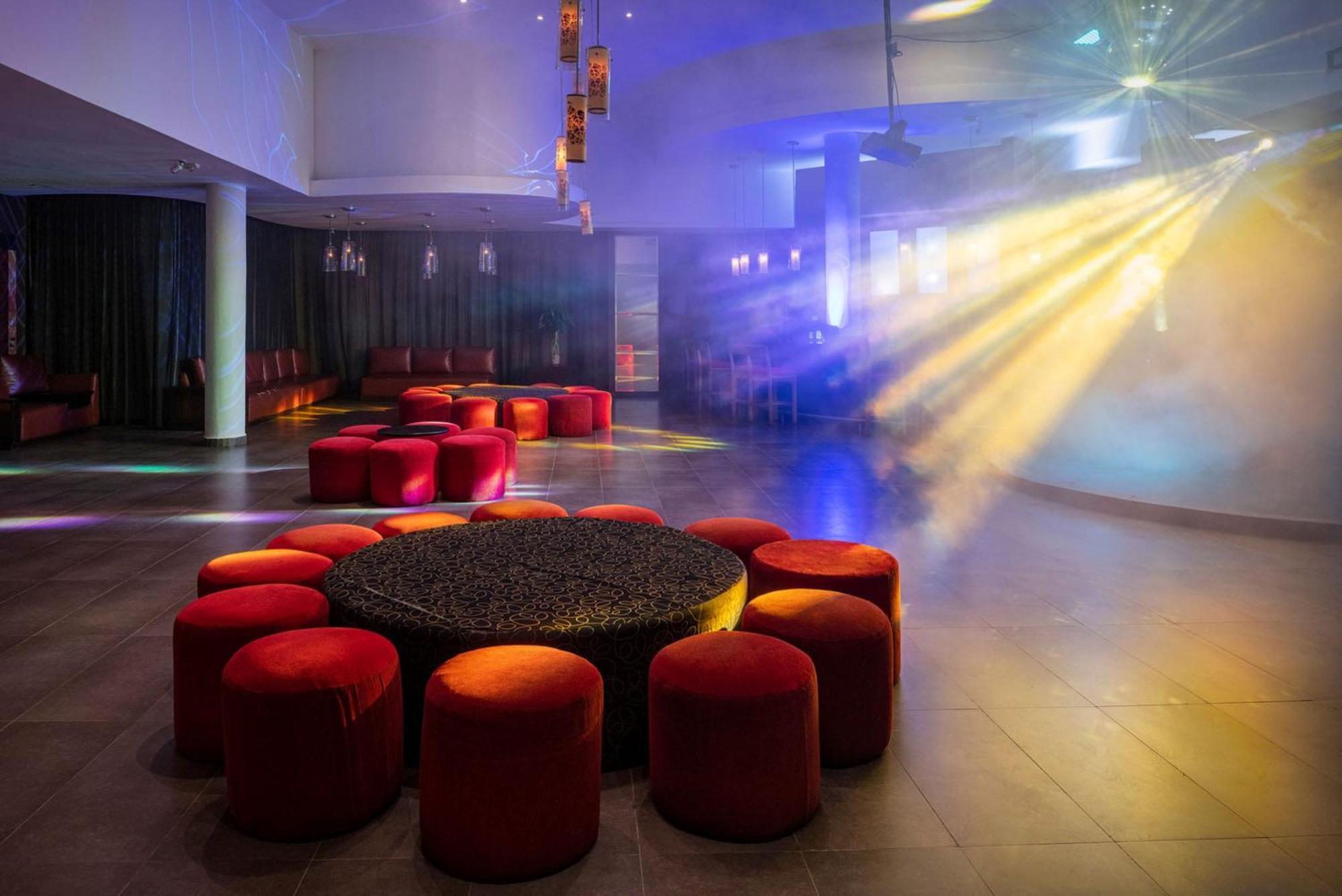 Jewel Palm Beach Пунта-Кана Экстерьер фото The lounge at the W Hotel in Amsterdam