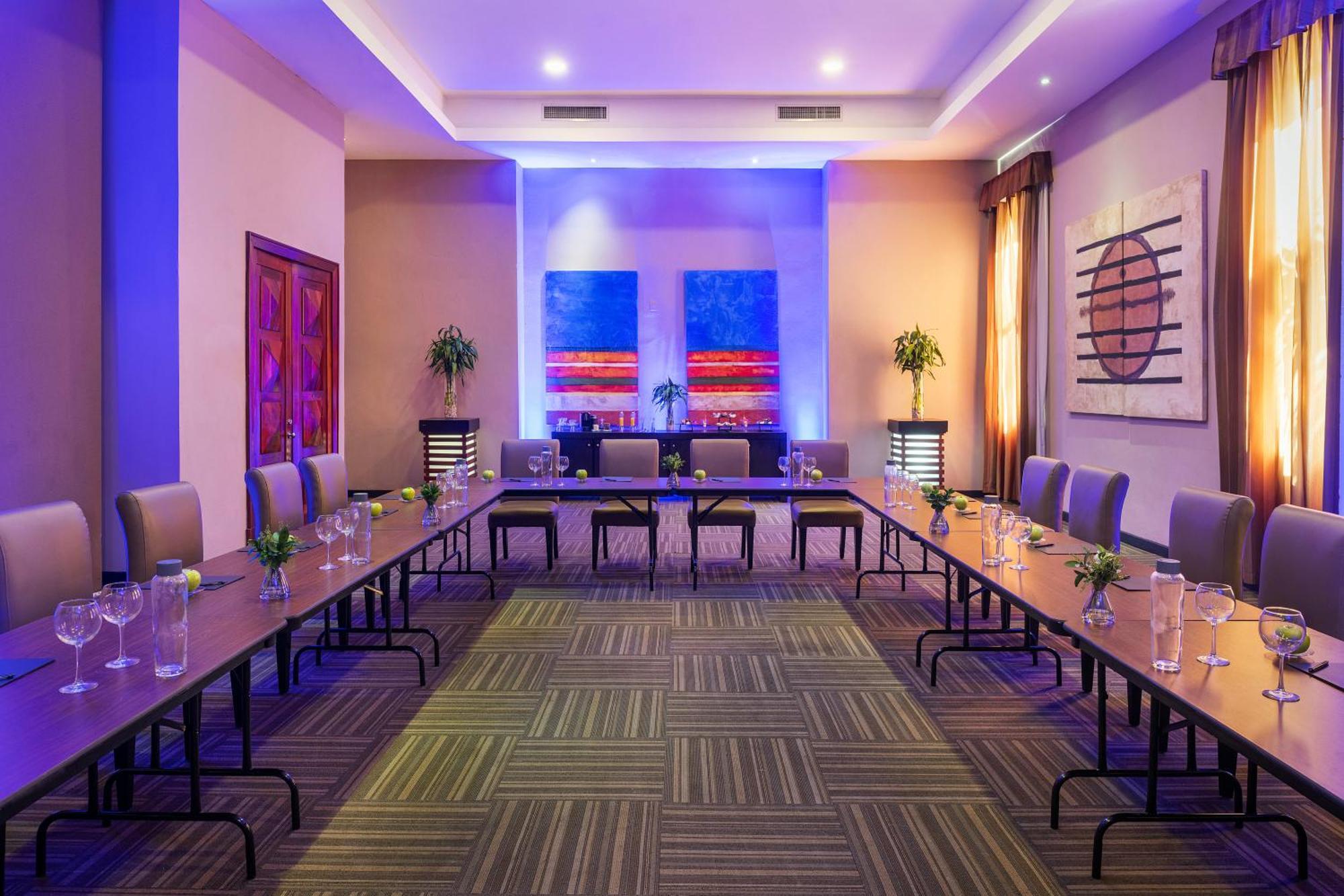 Jewel Palm Beach Пунта-Кана Экстерьер фото Meeting room